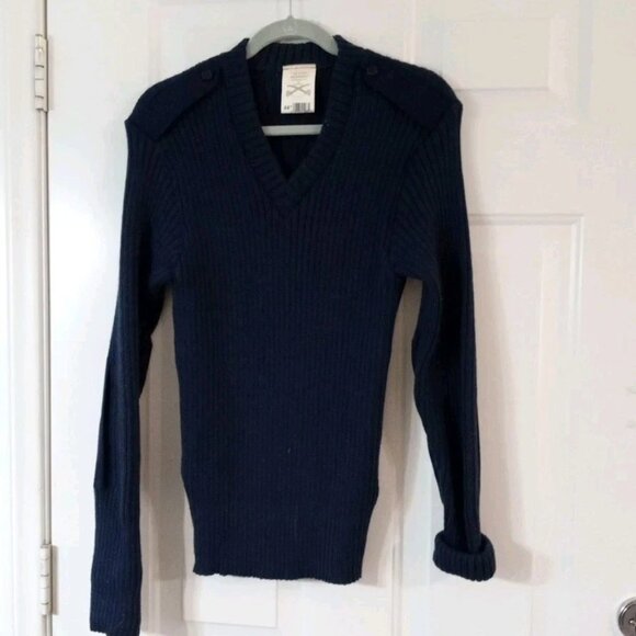 Military Equipment V Neck Men's Sweater 44” Blue Virgin Wool Made In Britain - Picture 2 of 7